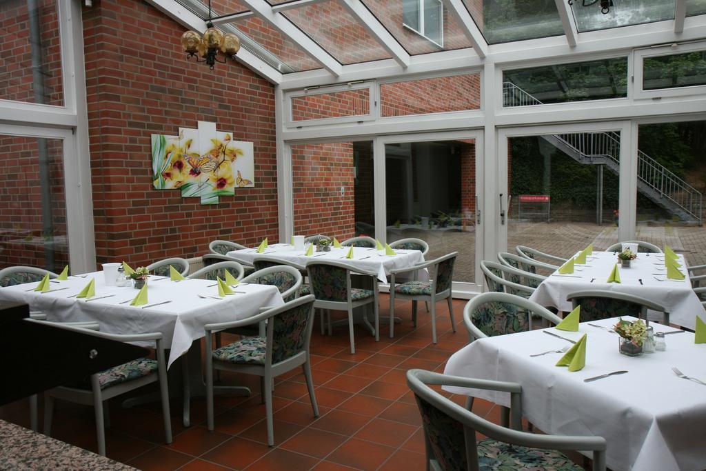 Hotel Restaurant Zum Jaegerheim Wendeburg Eksteriør bilde